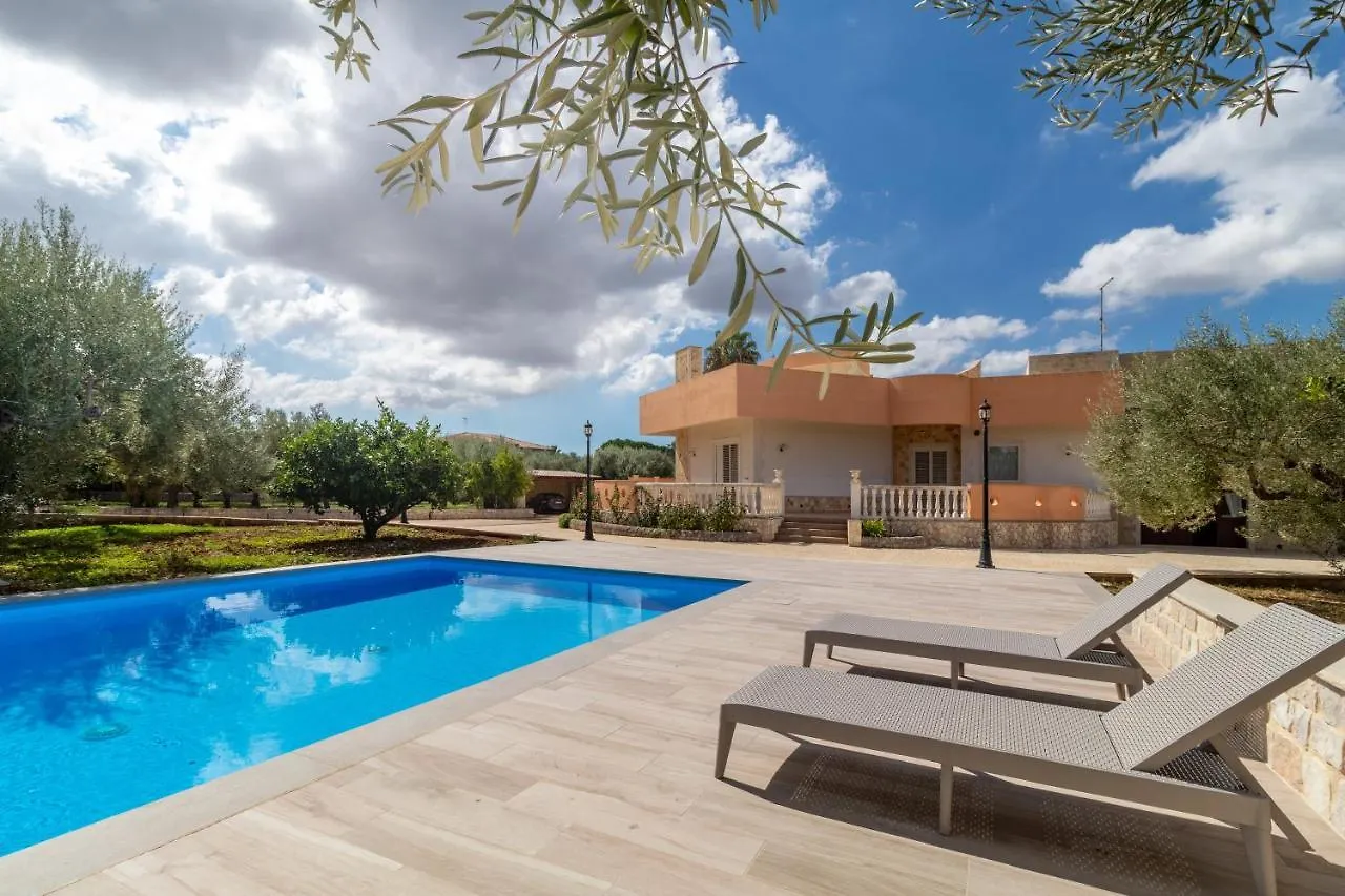 Villa Bartolomeo Modica 0*,